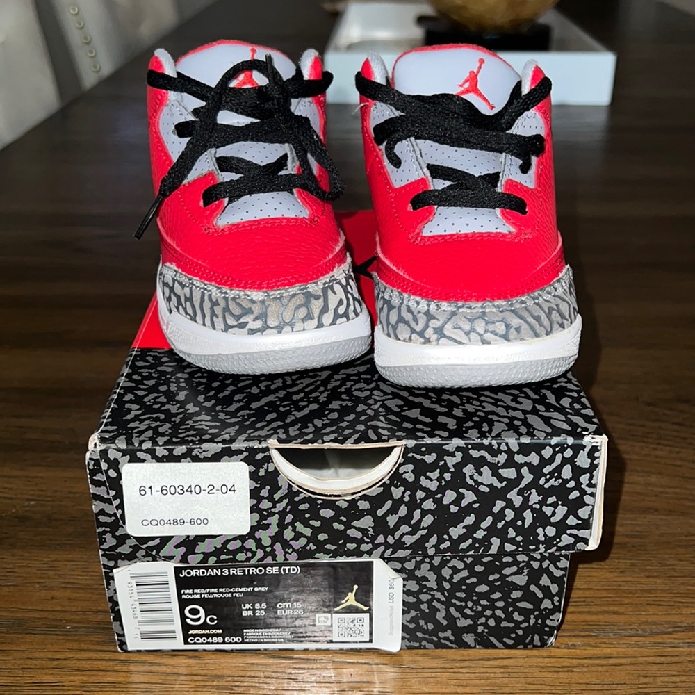 Jordan 3 retro se